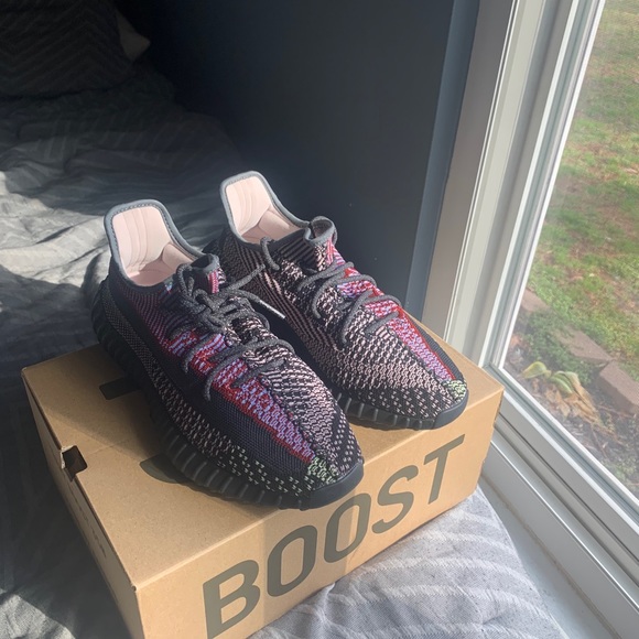 Yeezy 350 yecheil